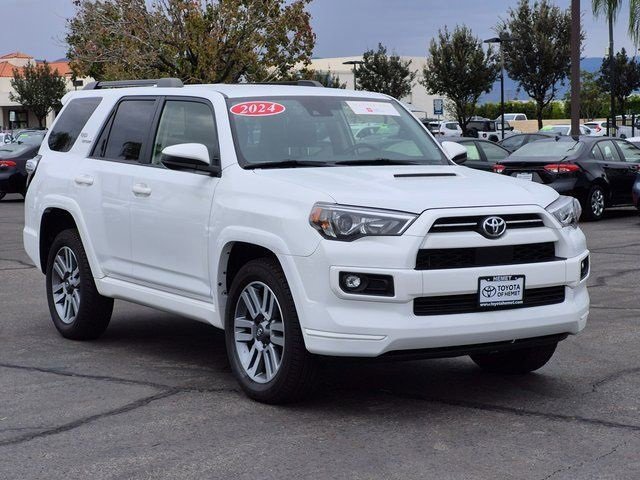 Used 2024 Toyota 4Runner TRD Sport image 3