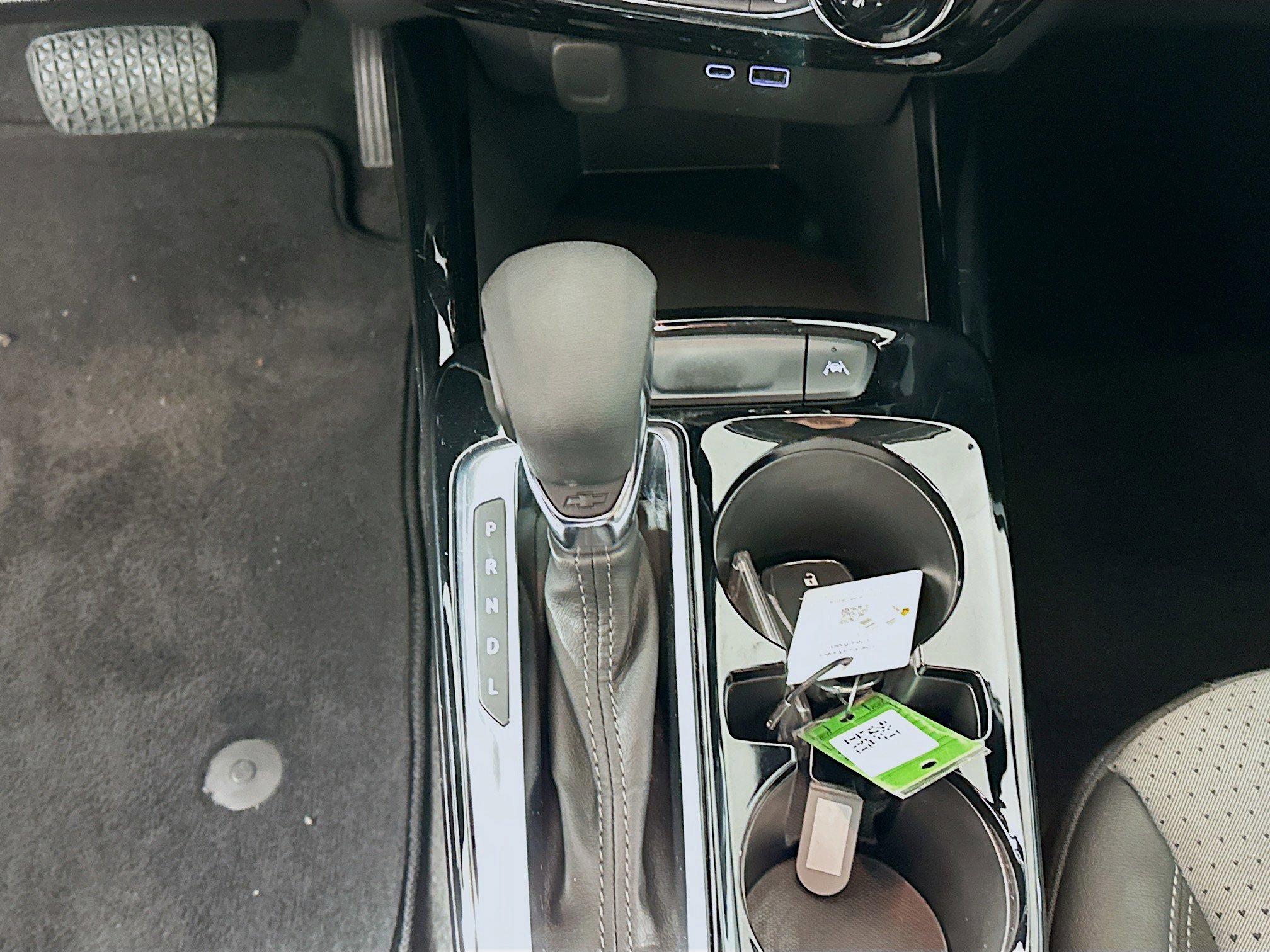 Used 2025 Chevrolet Trax LT w/ LT Convenience Package image 23