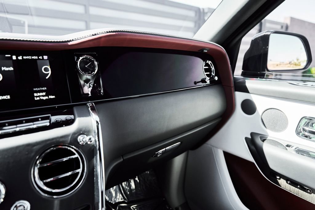 Used 2026 Rolls-Royce Cullinan image 76