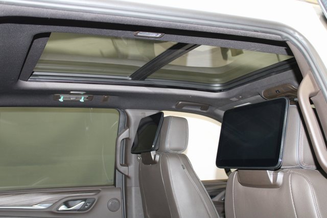 Used 2024 GMC Yukon XL Denali w/ Denali Reserve Package image 14