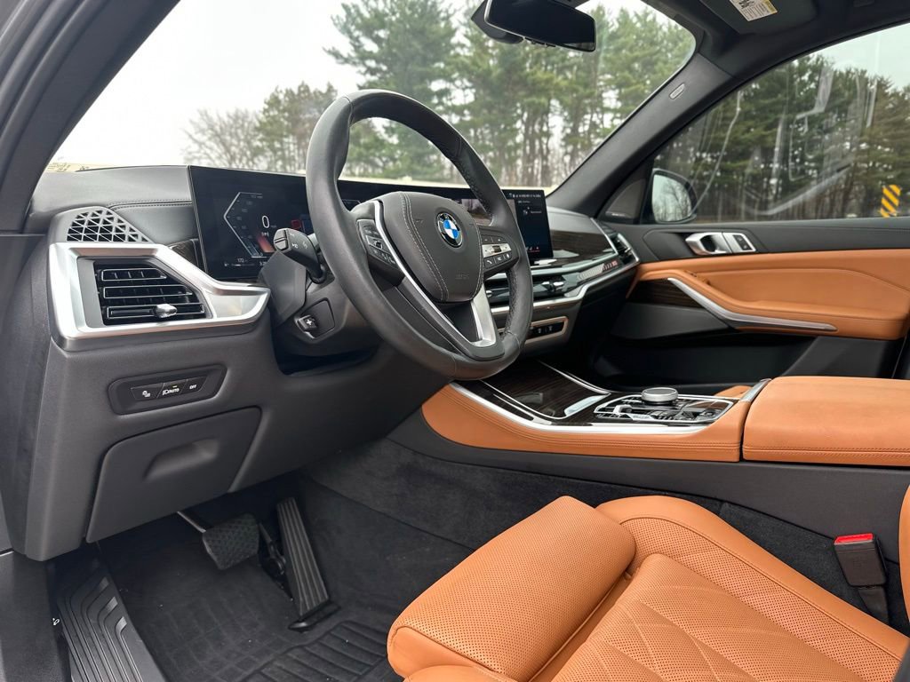 Certified 2024 BMW X5 xDrive40i w/ Premium Package AWD/4WD image 17