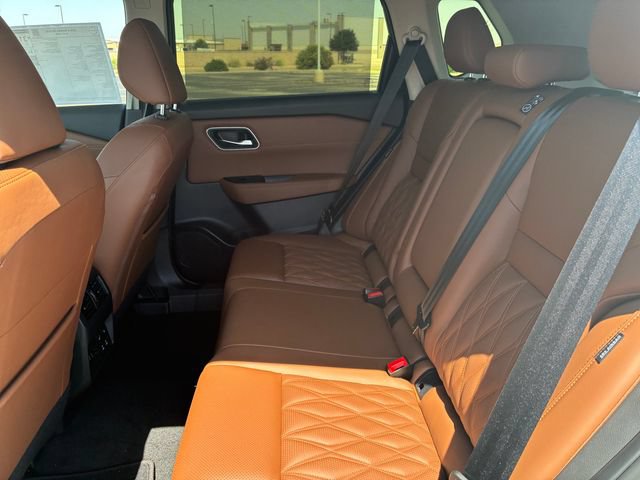 New 2026 Nissan Rogue Platinum w/ Platinum Premium Package AWD/4WD image 12