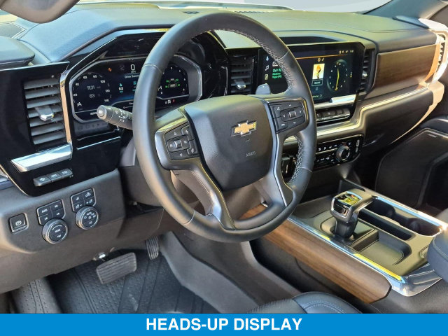 Used 2024 Chevrolet Silverado 1500 High Country w/ High Country Premium Package AWD/4WD image 17