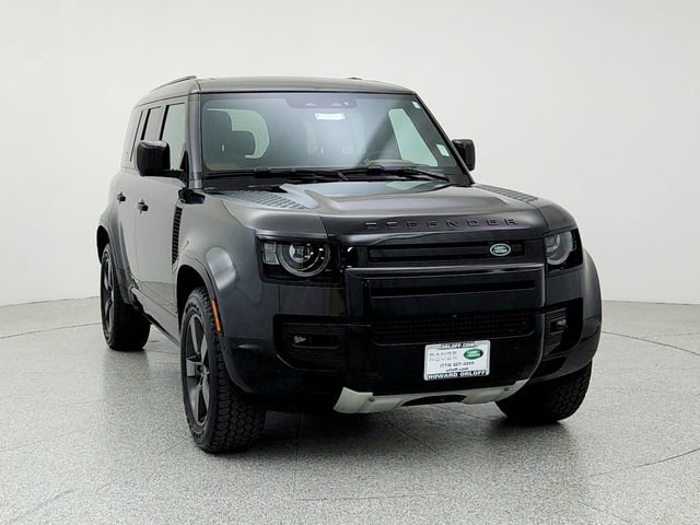 Used 2022 Land Rover Defender 110 X image 2