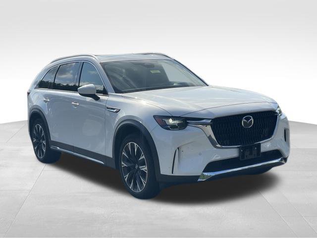 Certified 2024 MAZDA CX-90 Plug-In Hybrid w/ Premium Plus AWD/4WD image 3