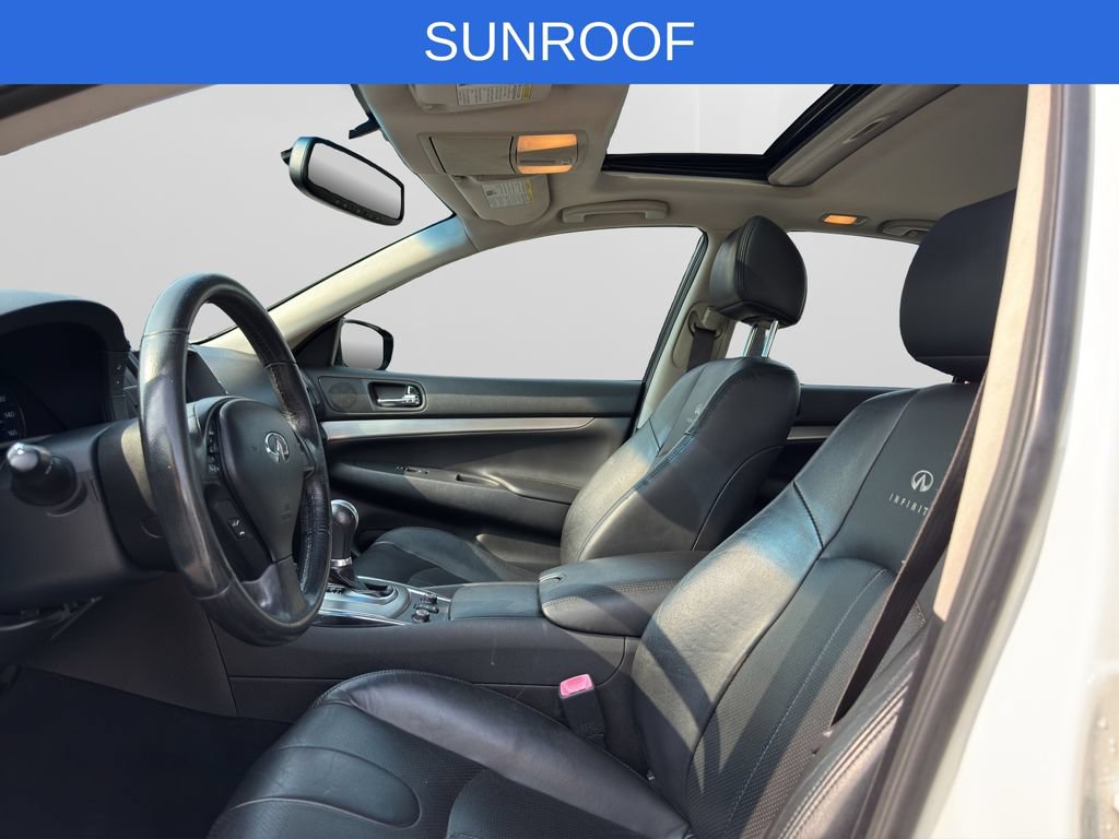 Used 2011 INFINITI G25 x w/ Moonroof Pkg AWD/4WD video 2
