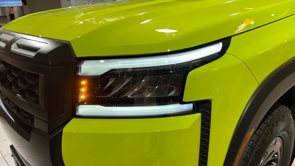 New 2026 Nissan Frontier PRO-4X w/ Pro-4x Convenience Package image 19