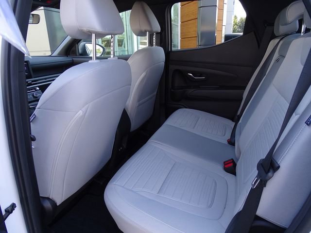 Used 2025 Hyundai Santa Cruz SE image 20