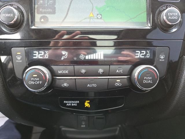 Used 2017 Nissan Rogue SV image 55