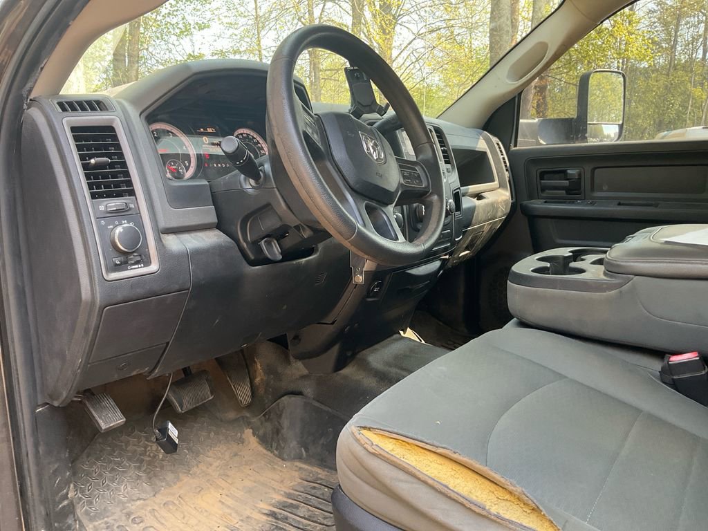 Used 2018 RAM 3500 Tradesman w/ Chrome Appearance Group image 15