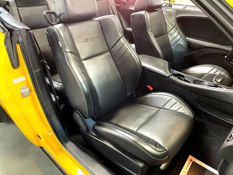 Used 2017 Dodge Challenger SRT w/ Technology Group image 40