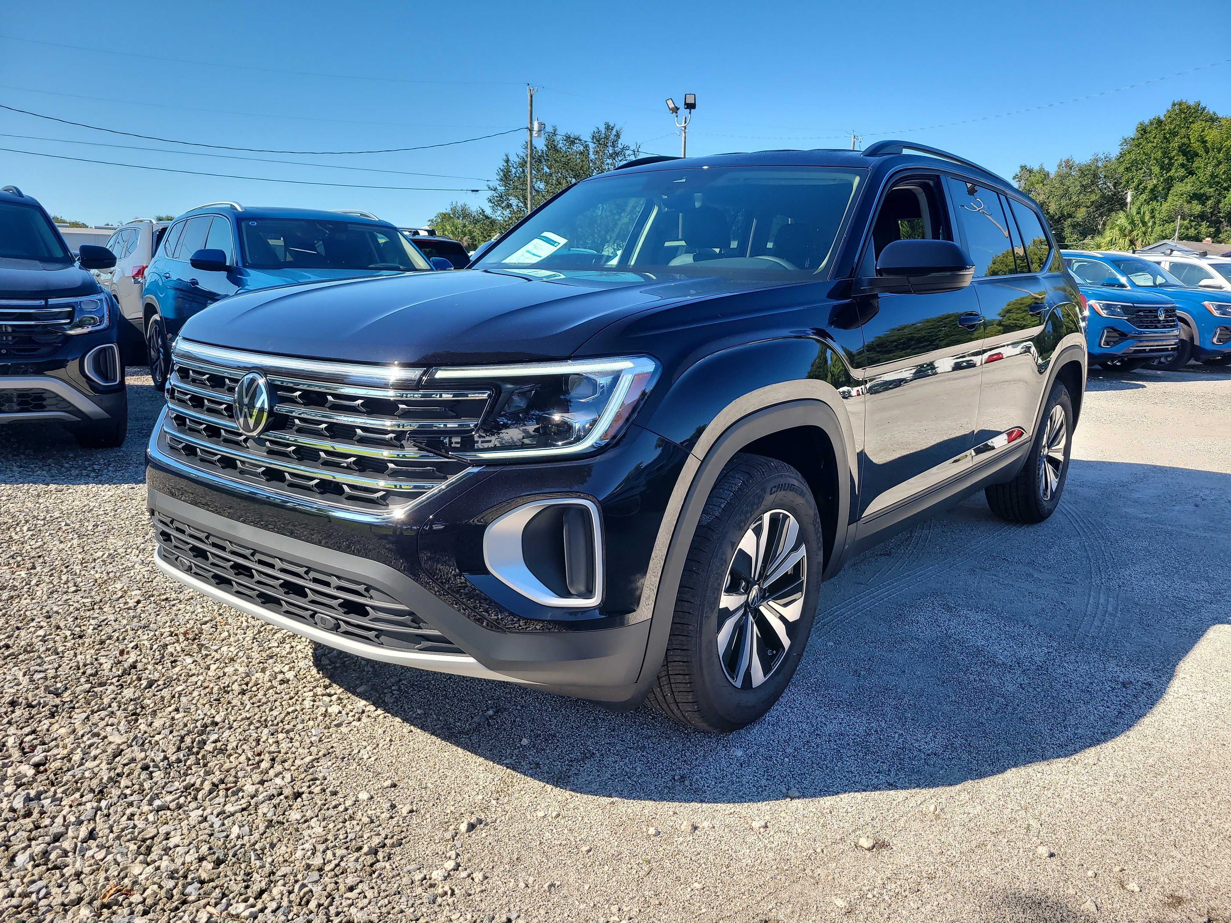 New 2026 Volkswagen Atlas SE image 4