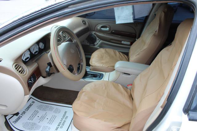 Used 2000 Chrysler 300M image 10