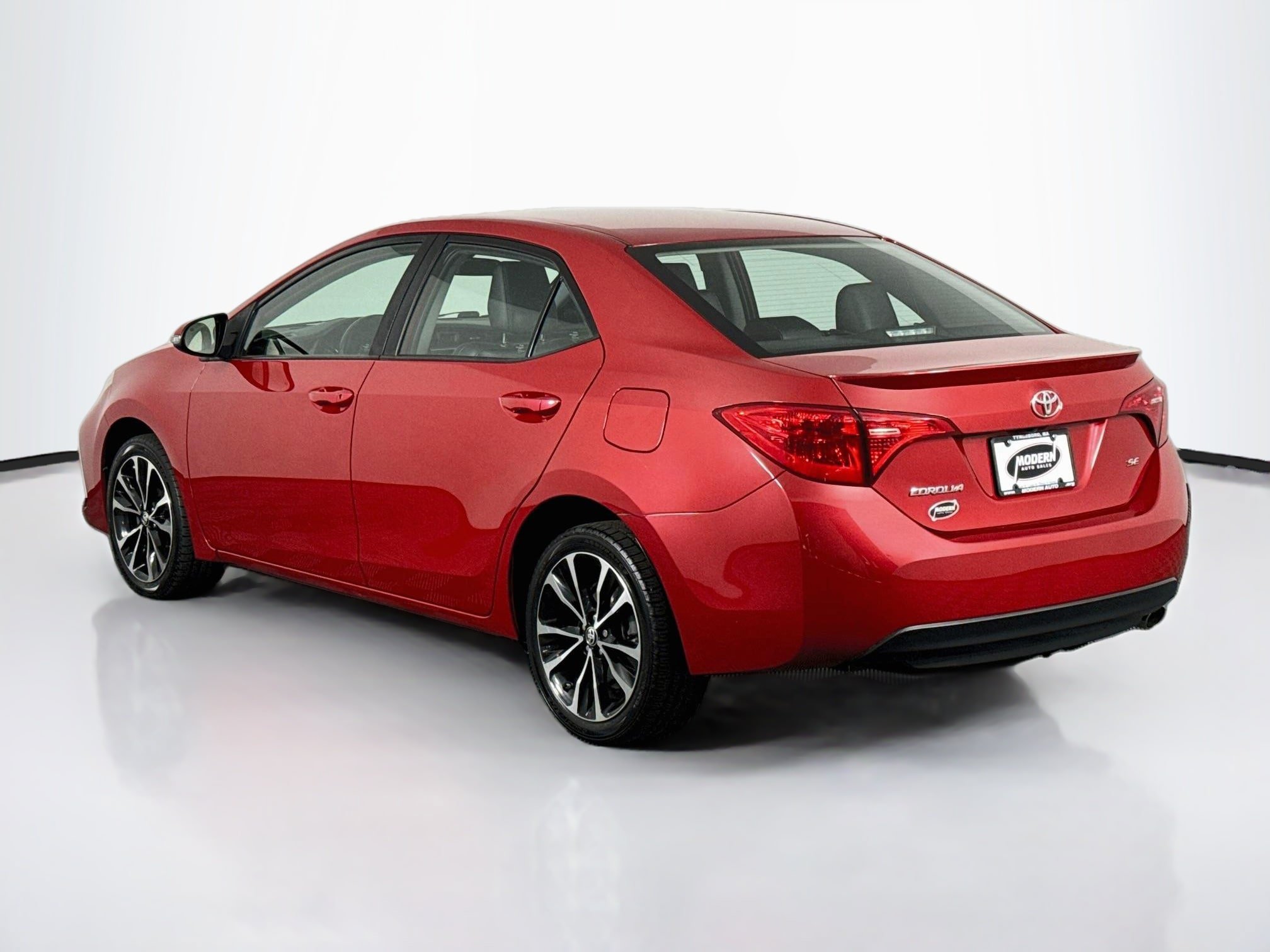 Used 2019 Toyota Corolla SE FWD image 13