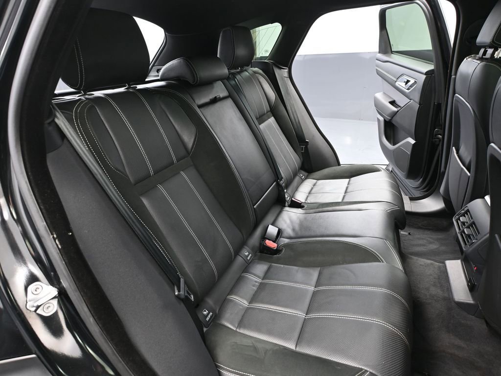 Used 2023 Land Rover Range Rover Velar R-Dynamic S AWD/4WD image 46