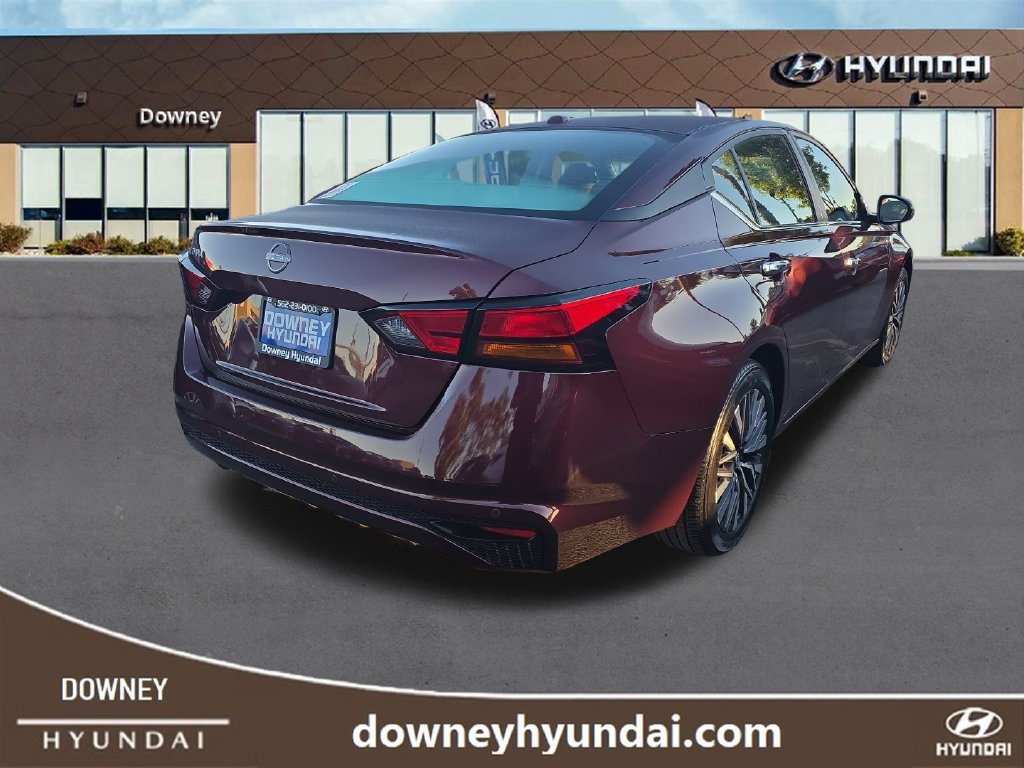Used 2025 Nissan Altima 2.5 SV FWD image 5