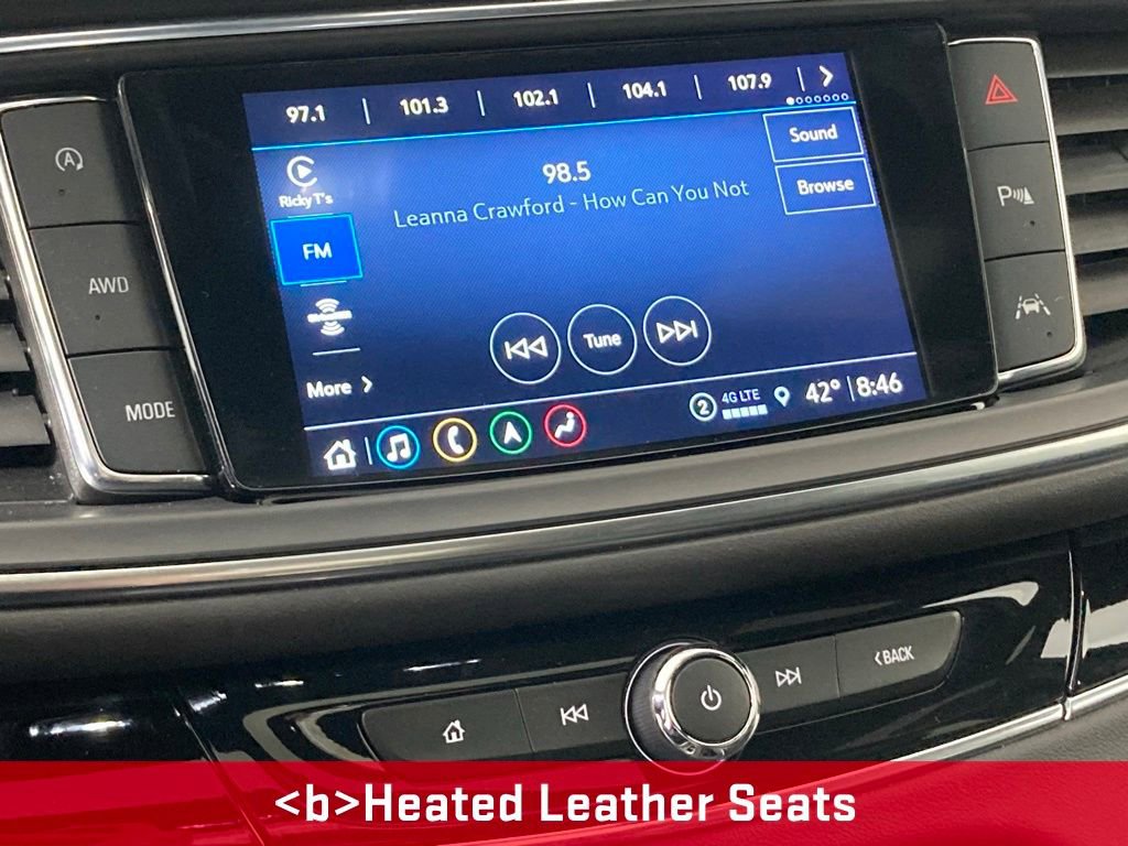 Used 2024 Buick Enclave Avenir image 3