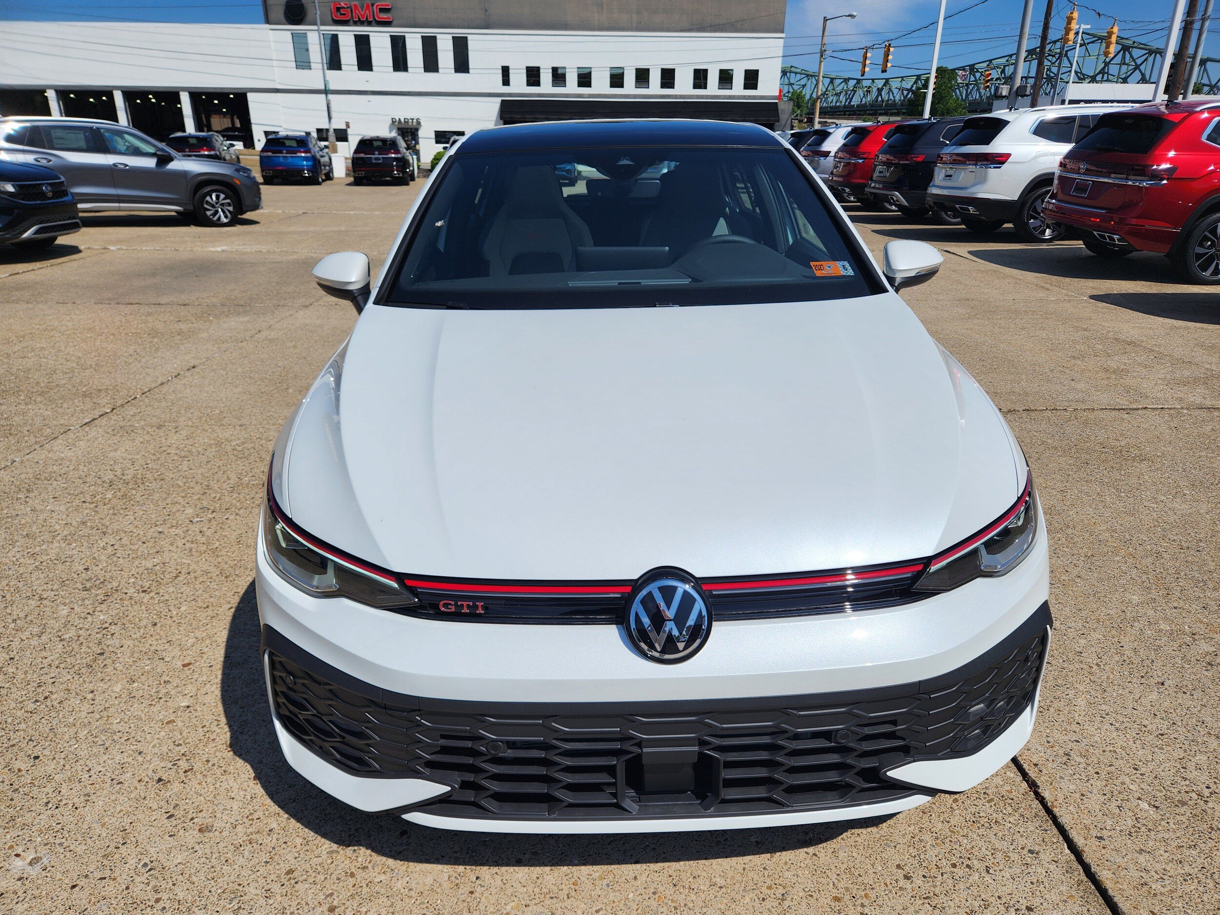 New 2025 Volkswagen GTI SE FWD image 9