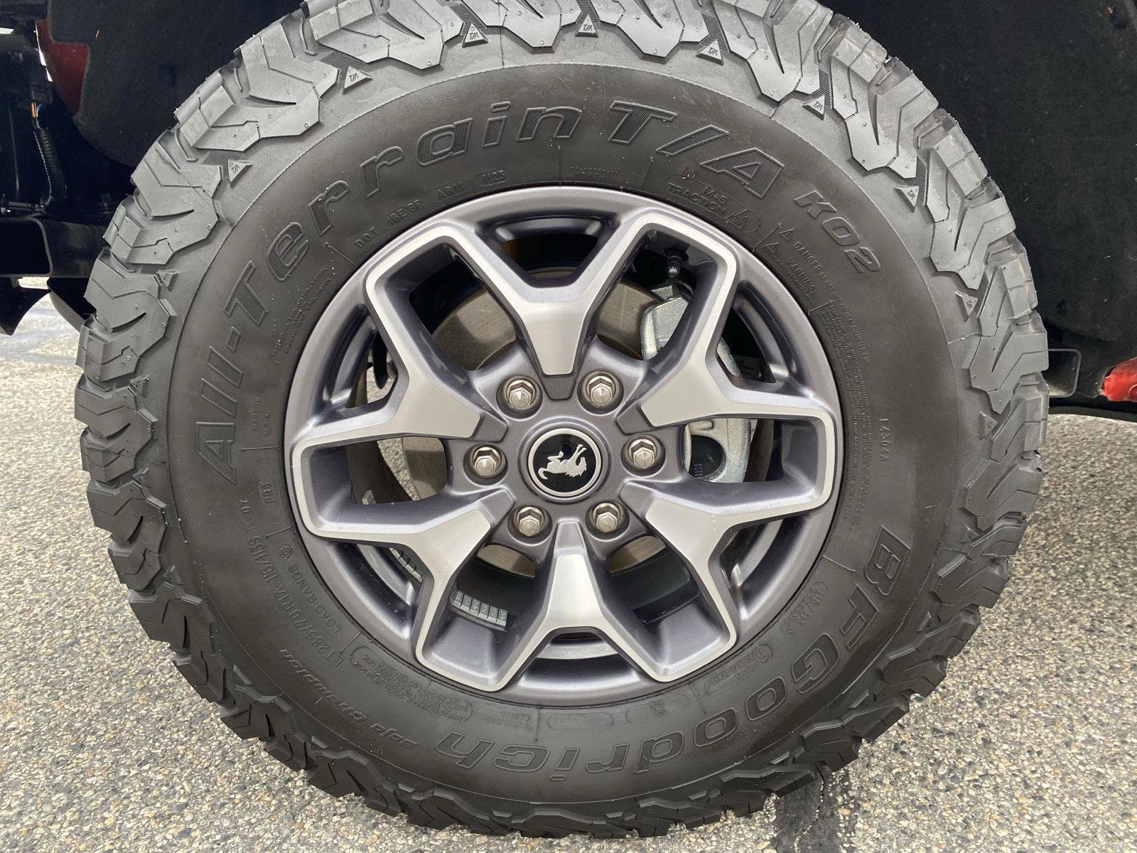 Used 2023 Ford Bronco Badlands image 12