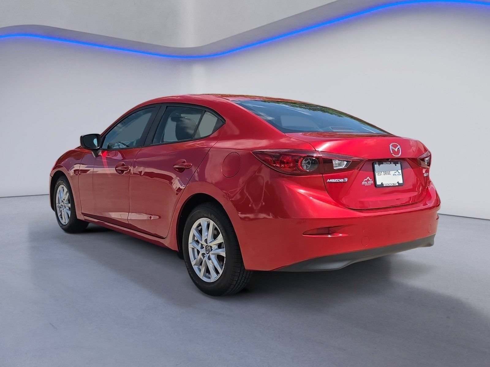 Used 2016 MAZDA MAZDA3 i Sport FWD image 3