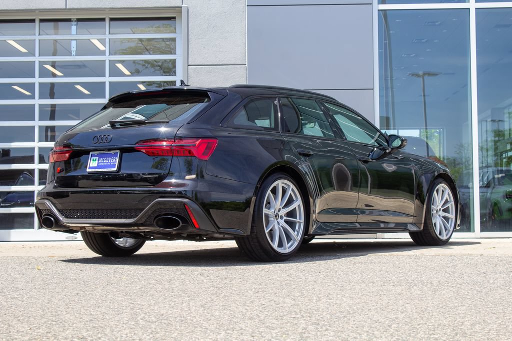 Used 2024 Audi RS 6 performance AWD/4WD image 10