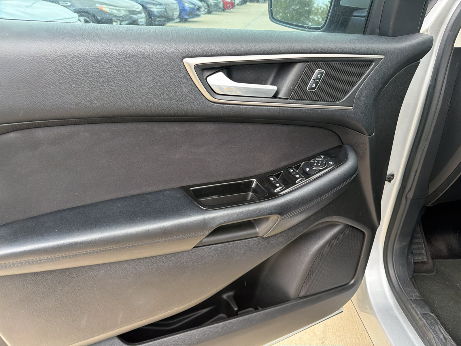 Used 2016 Ford Edge SEL AWD/4WD image 27