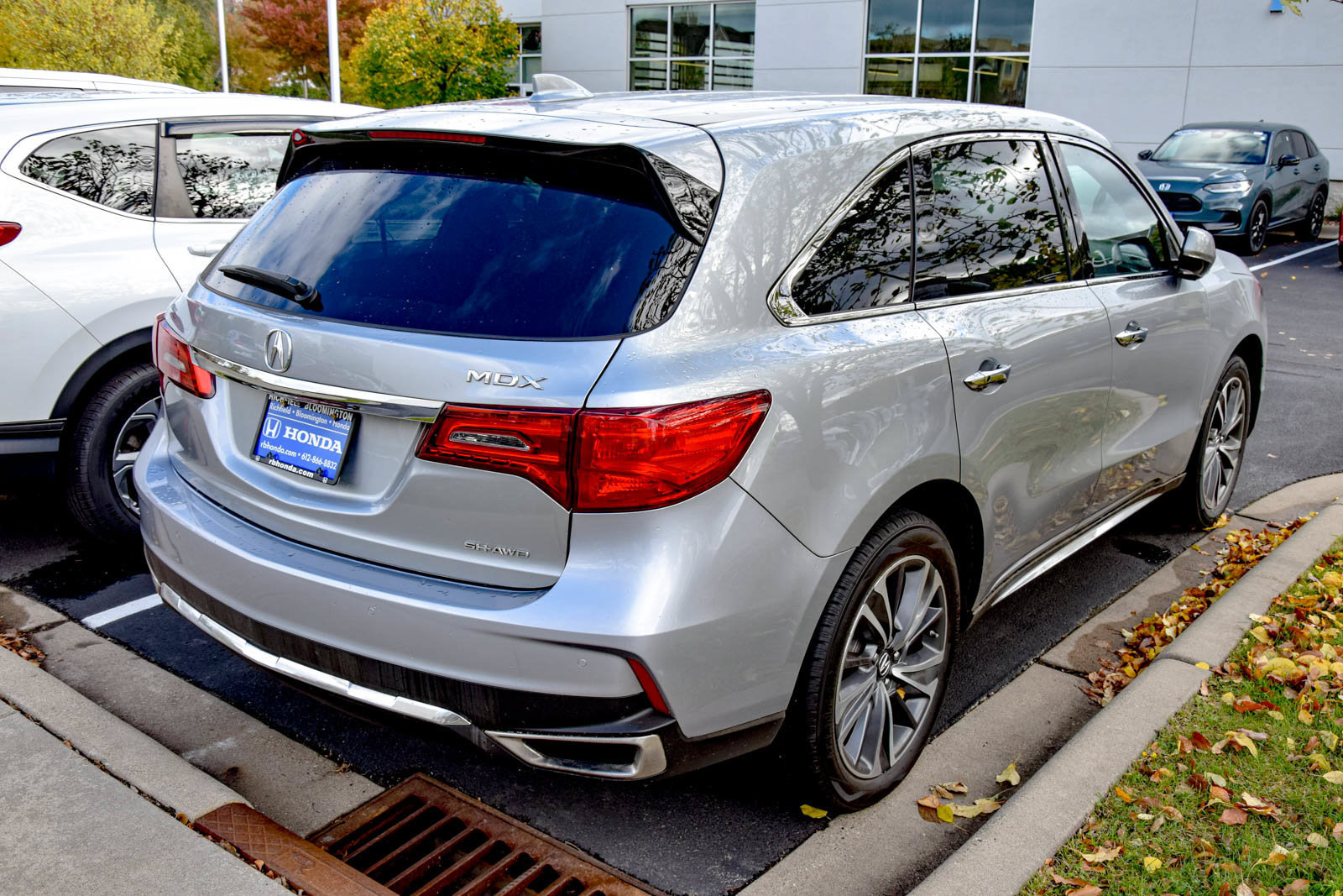 Used 2019 Acura MDX w/ Technology Package AWD/4WD image 5