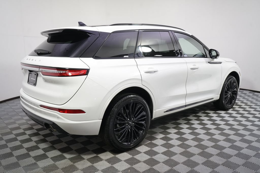 New 2026 Lincoln Corsair Reserve w/ Jet Appearance Package AWD/4WD image 7
