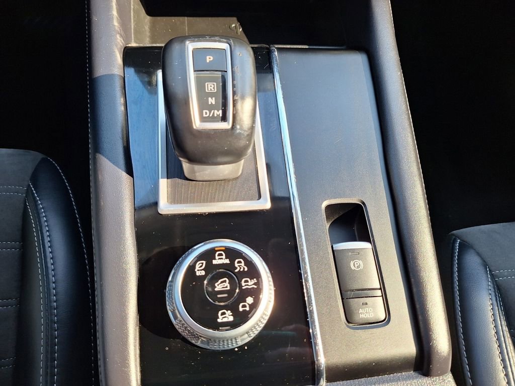 Used 2024 Mitsubishi Outlander Ralliart image 18