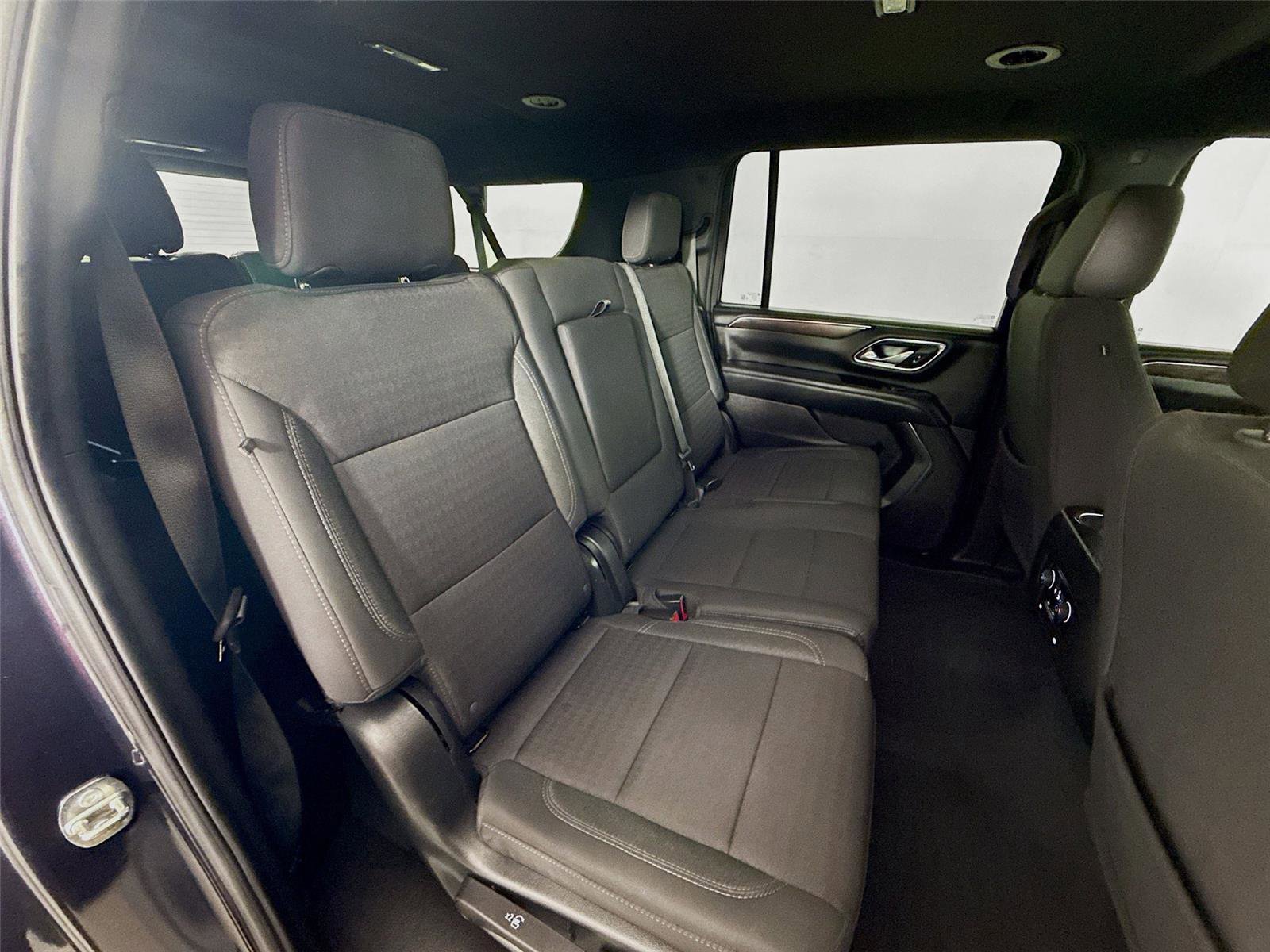 Used 2023 Chevrolet Suburban LS image 19