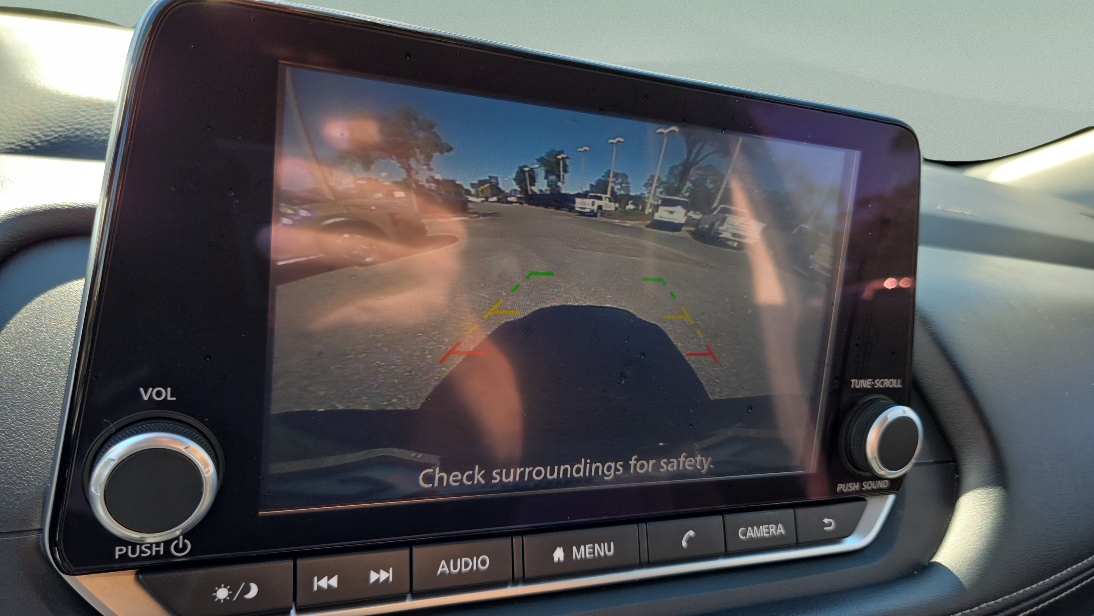 Used 2024 Nissan Rogue S AWD/4WD image 22