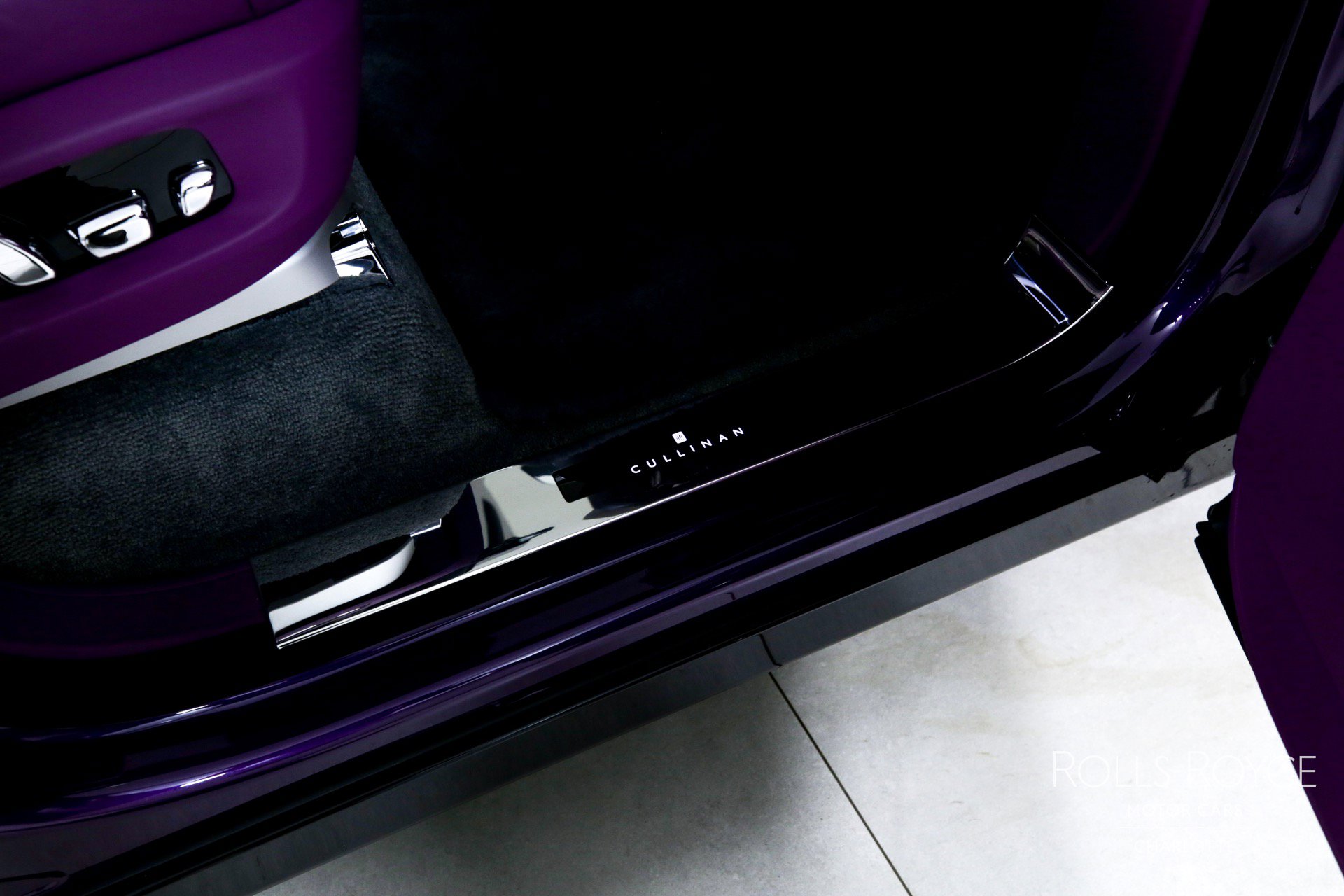 Used 2025 Rolls-Royce Cullinan image 39