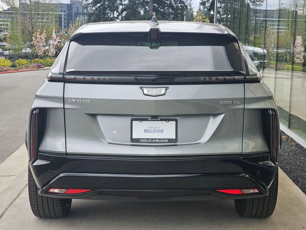 New 2026 Cadillac Lyriq Signature Sport w/ Nappa Leather Package AWD/4WD image 4