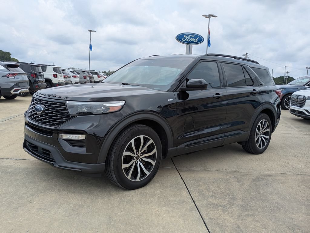 Used 2022 Ford Explorer ST-Line RWD image 4