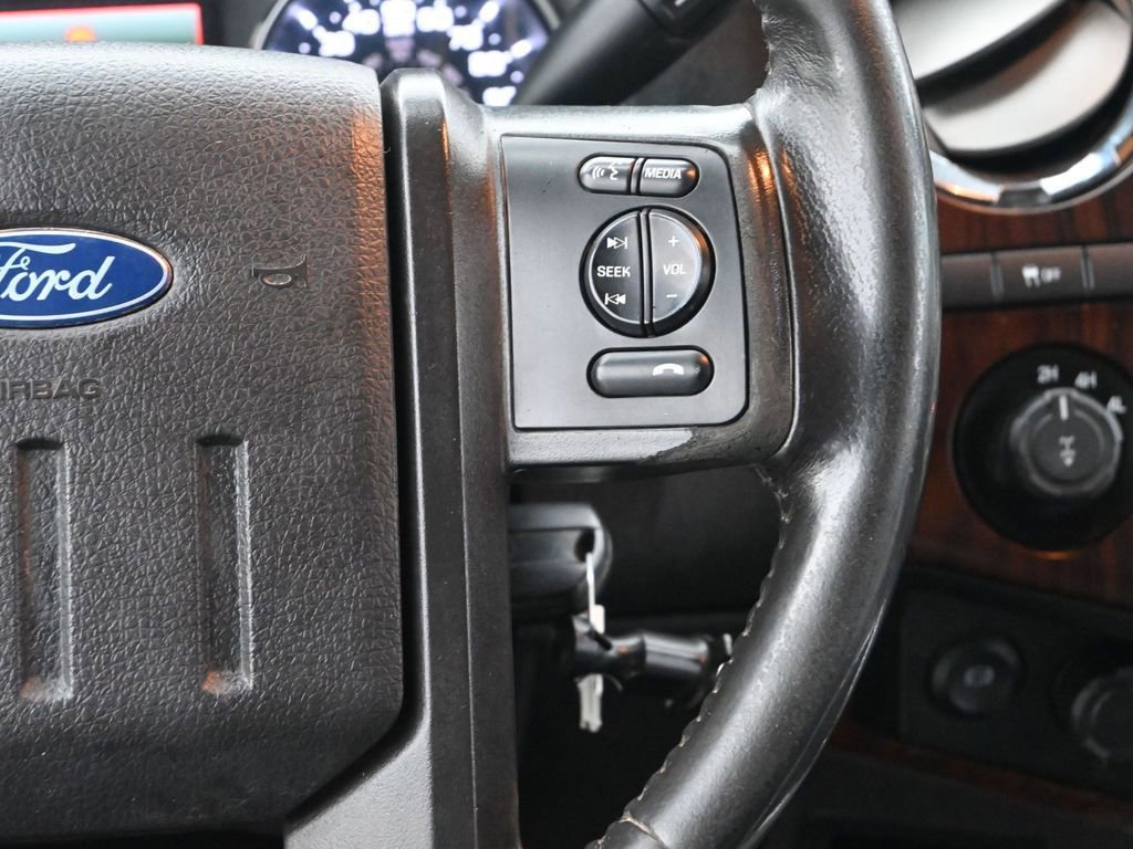 Used 2015 Ford F350 Lariat w/ Lariat Interior Package image 29