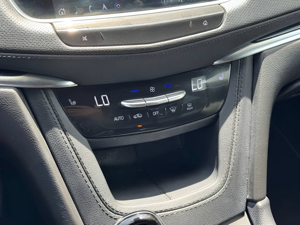 Certified 2024 Cadillac XT5 Premium Luxury FWD image 22