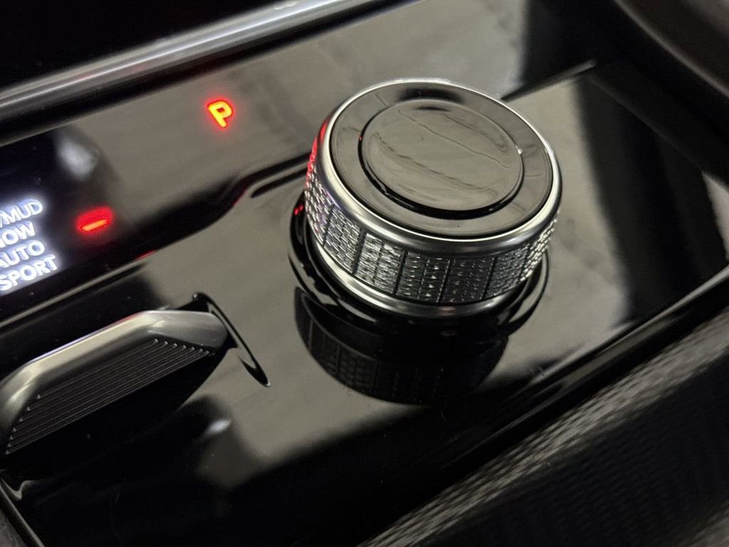 New 2025 Jeep Grand Cherokee Limited image 17