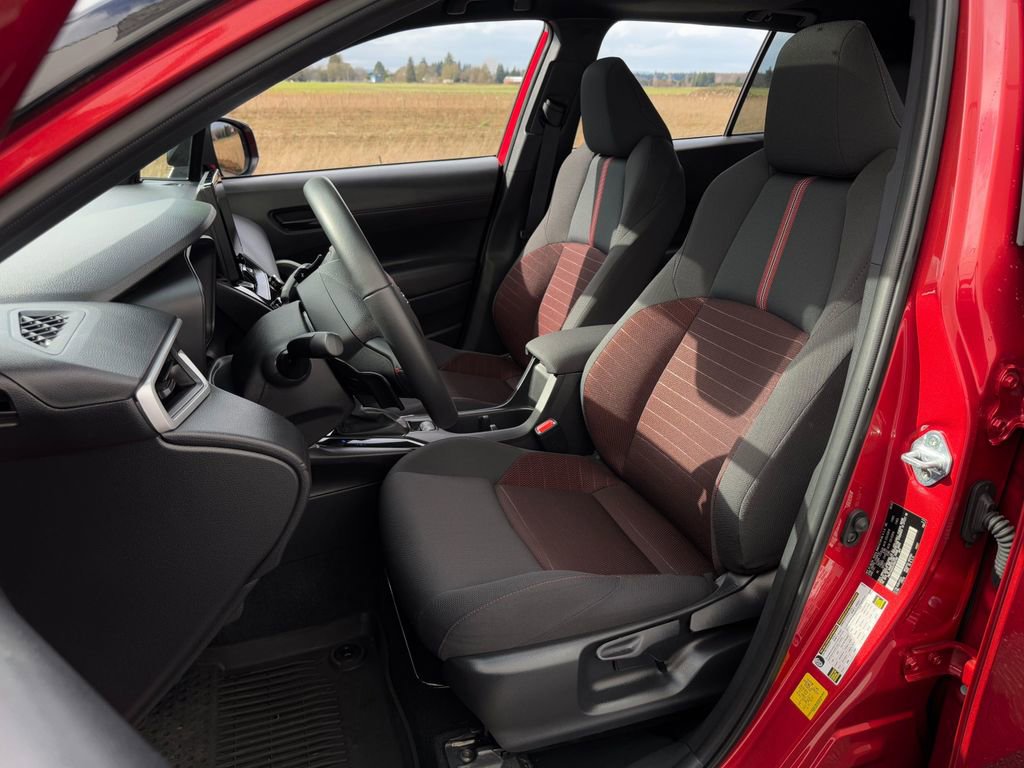 Certified 2025 Toyota Corolla Cross Hybrid Nightshade w/ Moonroof Package image 9