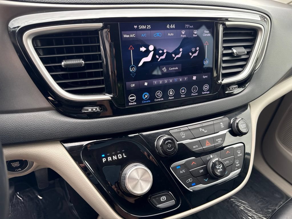Used 2020 Chrysler Pacifica Touring-L Plus FWD image 30