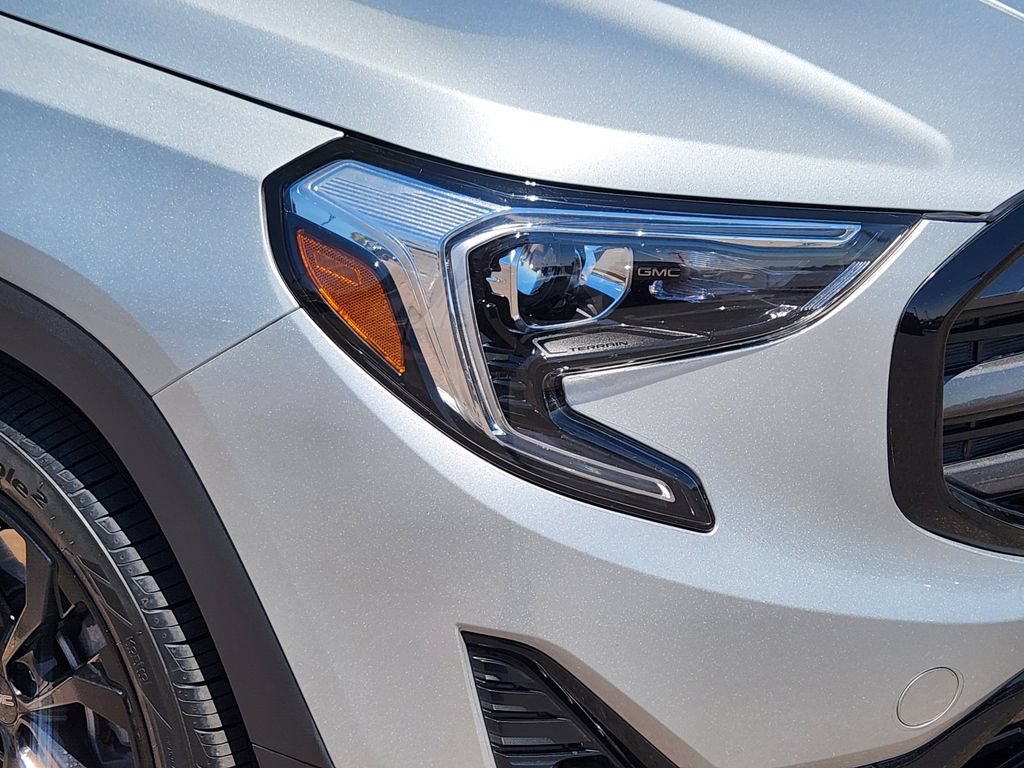 Used 2020 GMC Terrain SLT w/ Preferred Package AWD/4WD image 28