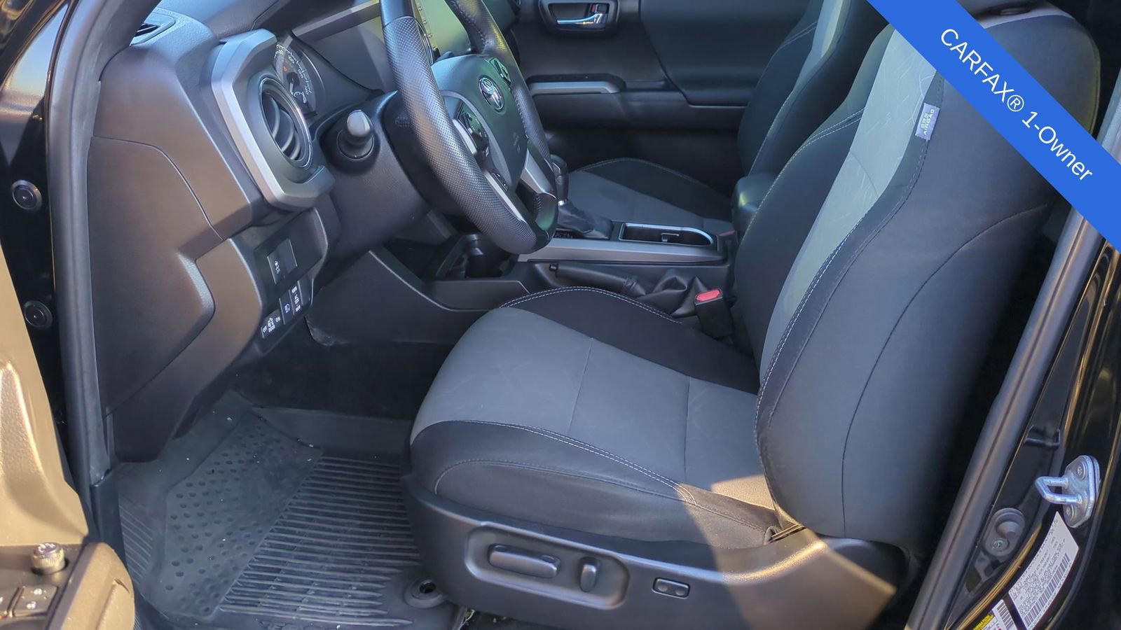 Used 2023 Toyota Tacoma TRD Sport image 16