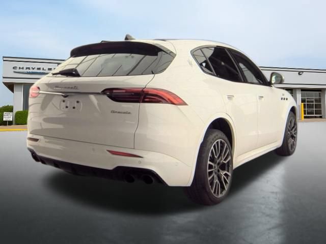 Used 2023 Maserati Grecale GT AWD/4WD image 6