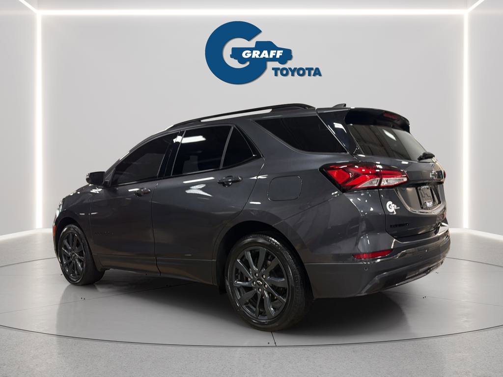 Used 2023 Chevrolet Equinox RS w/ RS Leather Package image 11