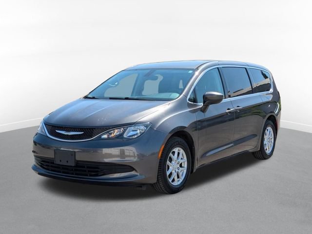 Used 2017 Chrysler Pacifica Touring FWD image 5