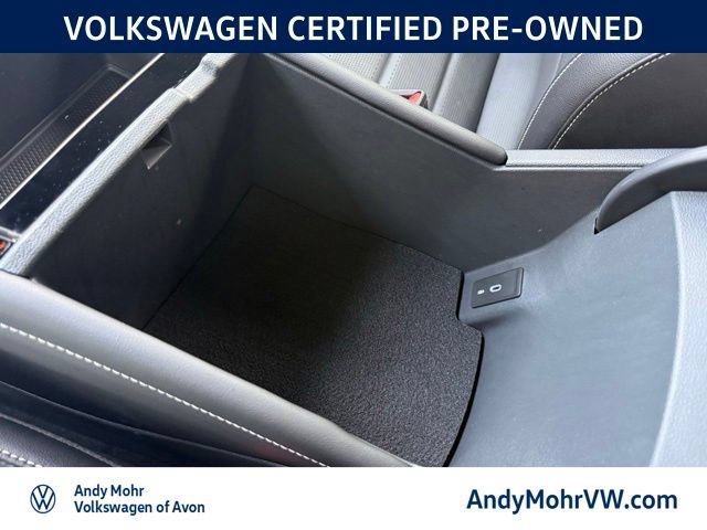 Used 2024 Volkswagen Atlas Cross Sport SEL R-Line AWD/4WD image 34