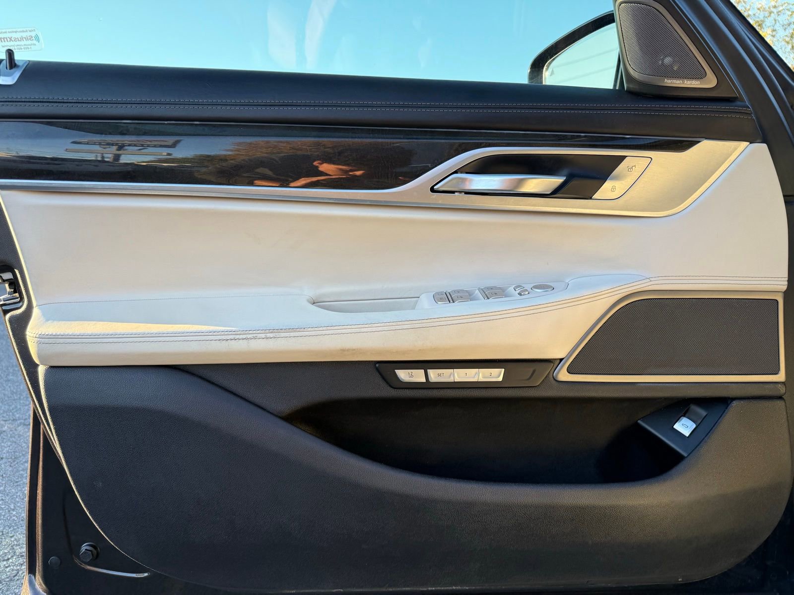 Used 2016 BMW 740i image 13