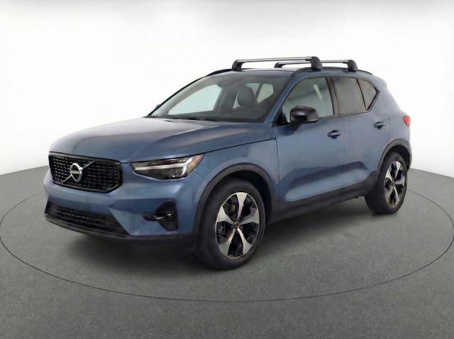 Used 2023 Volvo XC40 B5 Plus w/ Driver Assist Package image 31