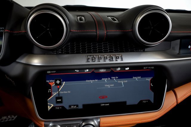 Used 2019 Ferrari Portofino image 41