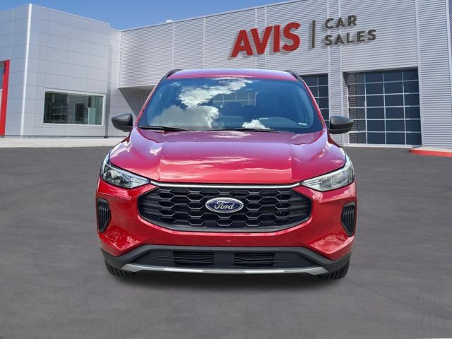 Used 2025 Ford Escape ST-Line AWD/4WD image 2