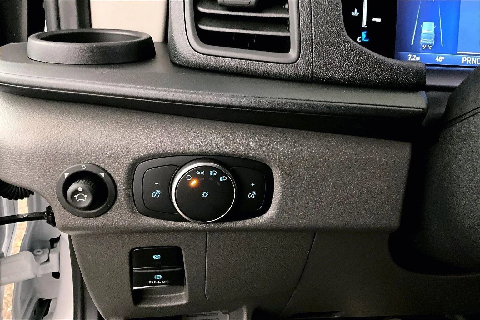 New 2026 Ford Transit 250 148 Medium Roof image 30